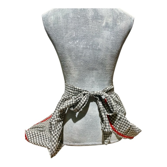 Vintage Ruffled Apron - Picture 3 of 3